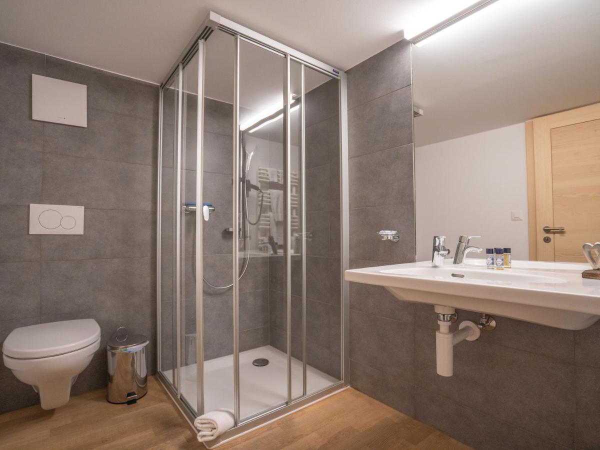 Hotel Wasserfall Jaun Bagian luar foto