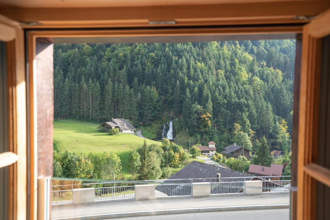 Hotel Wasserfall Jaun Bagian luar foto